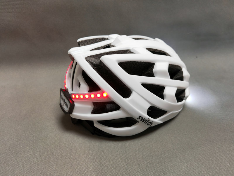 Smart Cycling Helmet With Turn Signal And Bluetooth RC001BONE(图2)